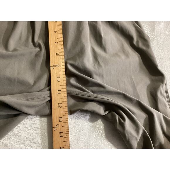 Lululemon Essential High-Rise Trouser size 4 carbon dust - Picture 7 of 8